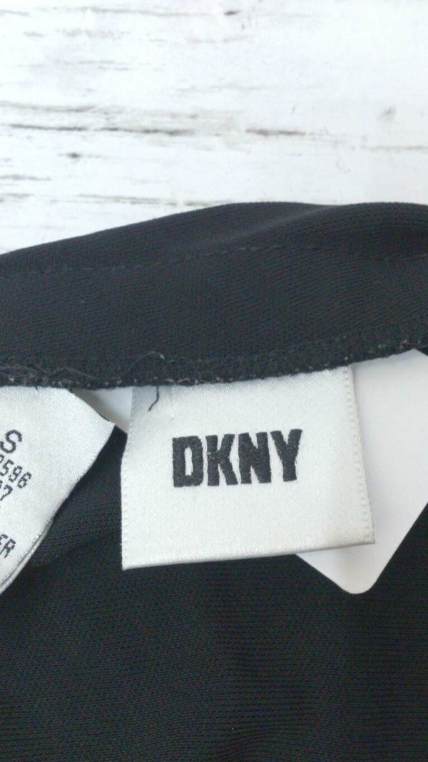 DKNY　ダナキャランニューヨーク ノーカラースカート　タグ破れあり　無地 ひざ丈 タイト スカート S ブラック 女 1203000013813_画像4