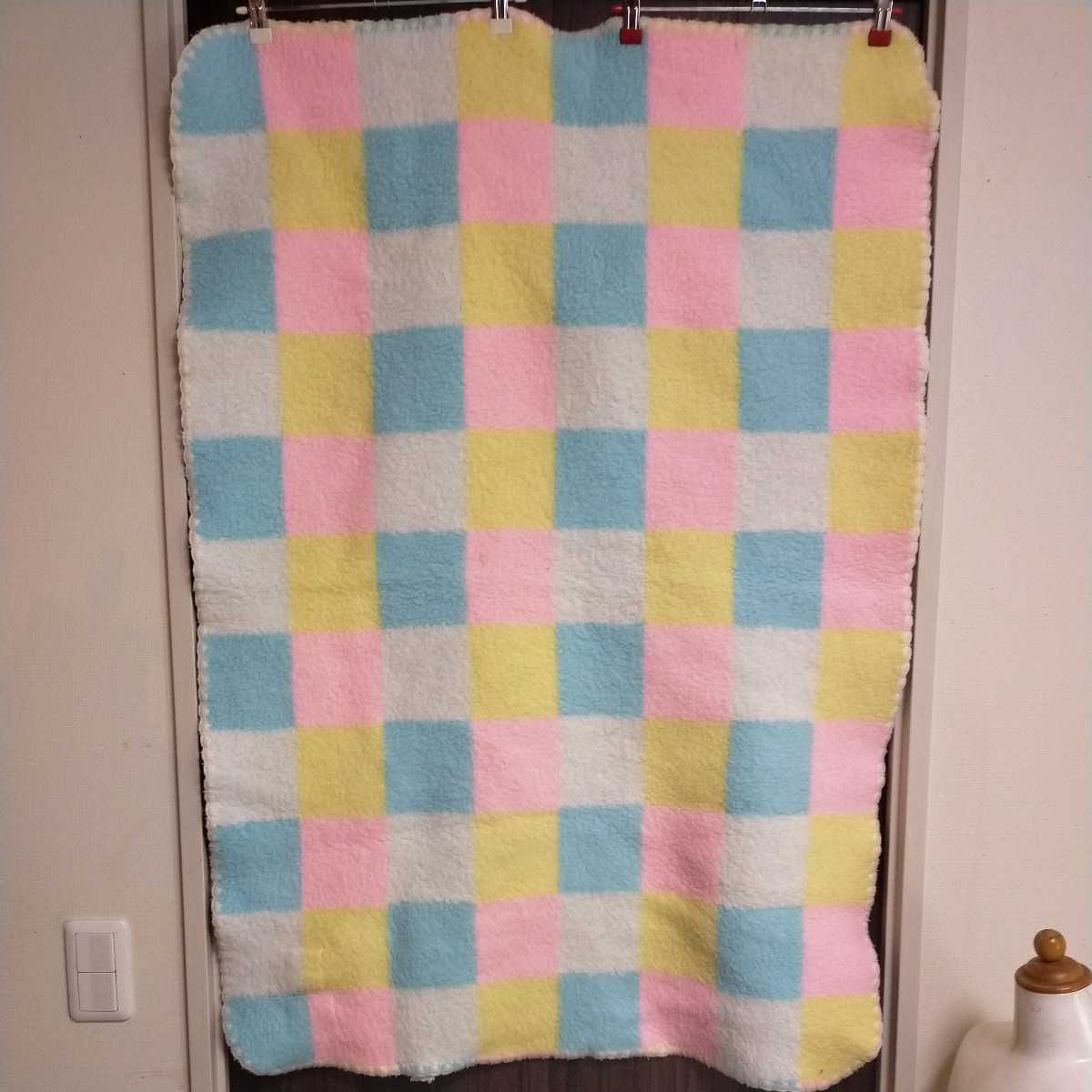  postage included Showa Retro s one baby blanket acrylic fiber 100%na pin g has processed baby blanket SWAN pastel color white yellow color pink light blue 