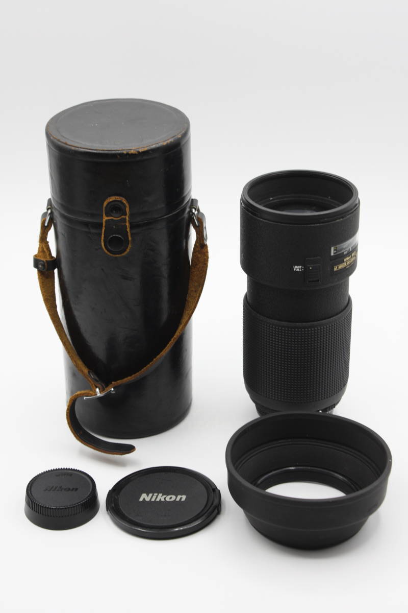 Nikon ED AF NIKKOR 80-200mm 1:2.8 D 　美品　カメラレンズ　　収納ケース、フード付き（検索：Mamiya、写真機）