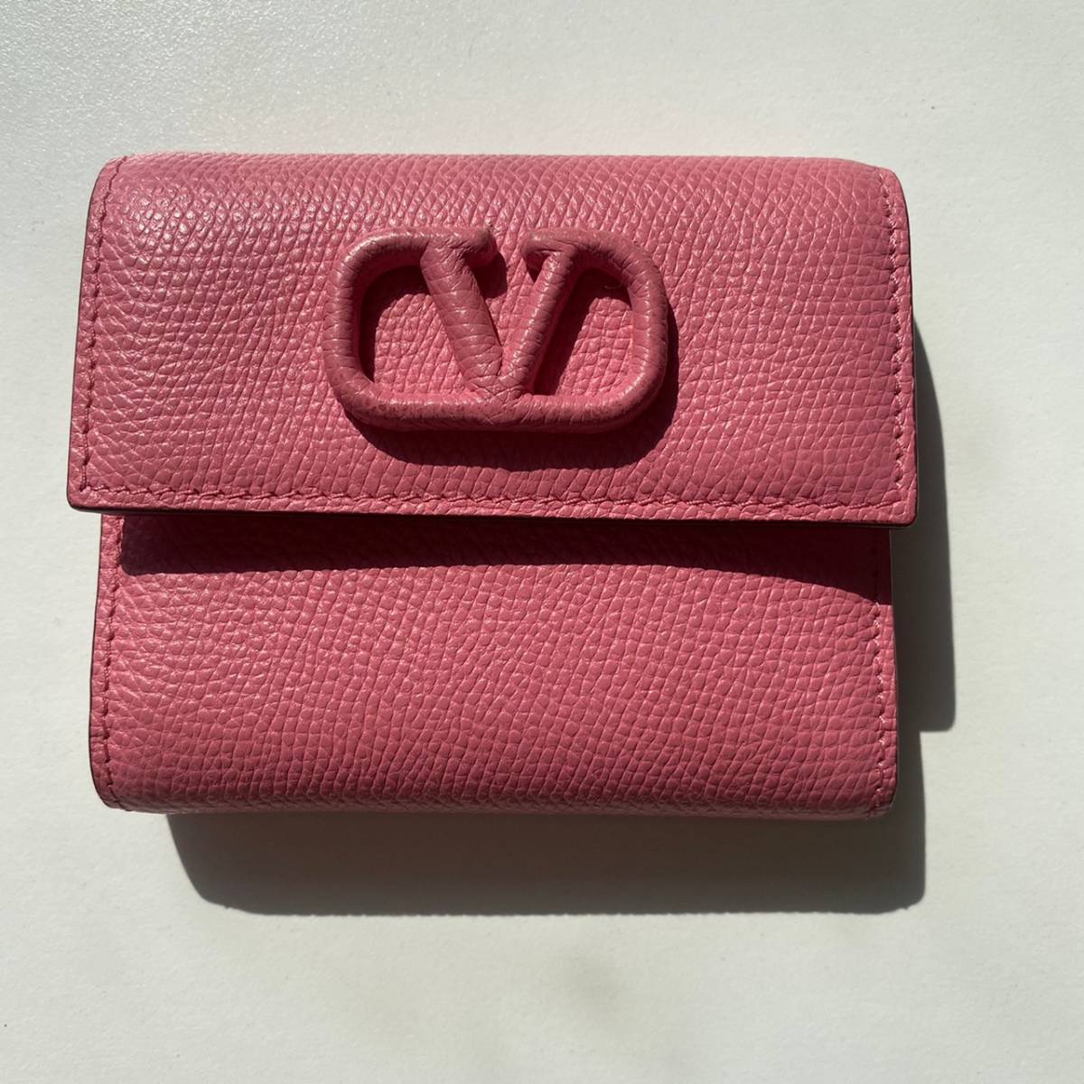 VALENTINO ヴァレンティノ レザー Vスリング 三つ折り コンパクト財布