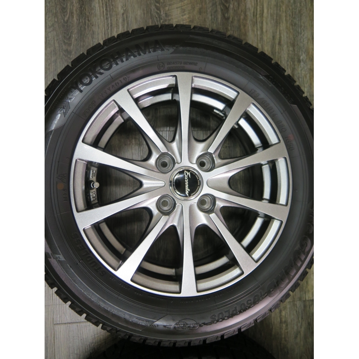 バリ山 Exceeder 14インチ 14x5.5J+45 100-4H ヨコハマ IG50+ 175/65R14 2019年 4本セット デミオ フィット ノート_画像3