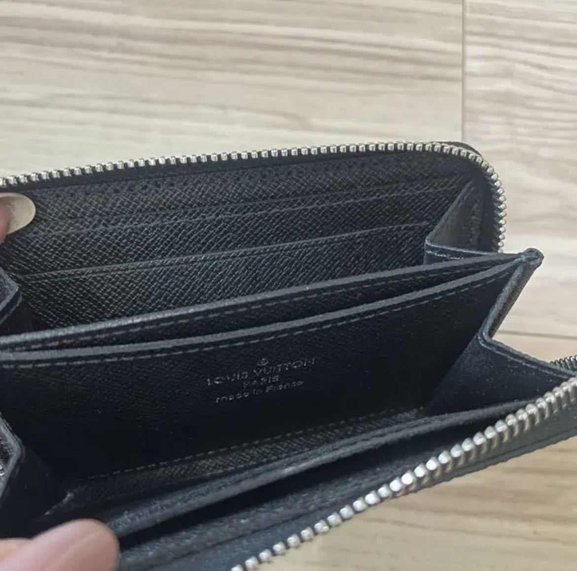 美品□ルイヴィトン□ダミエグラフィット ジッピーコインパース
