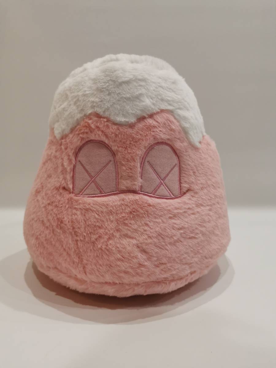 KAWS HOLIDAY Japan: Mount Fuji PINK item details | Yahoo! Japan