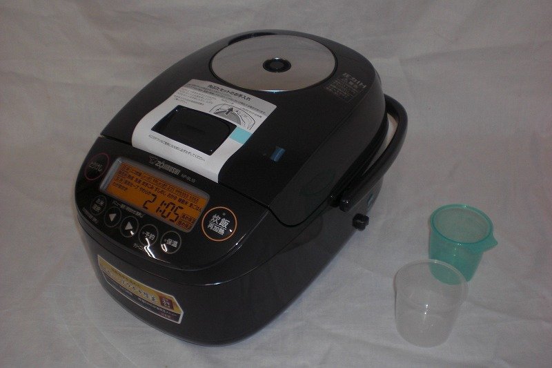 ☆b未使用 象印 NP-BL10-BA 圧力IH炊飯ジャー 5.5合炊き www.natluk.com