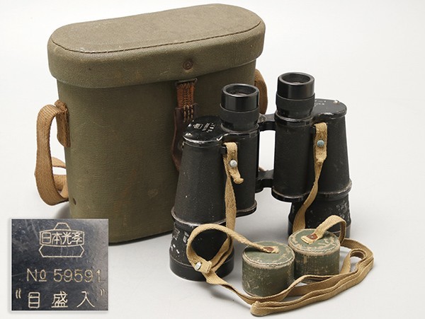 V431. 旧日本軍 双眼鏡 帝国海軍 日本光学ノバー 7×50 目盛入 帆布ケース 接眼レンズ覆付属 /日本海軍陸軍の画像1