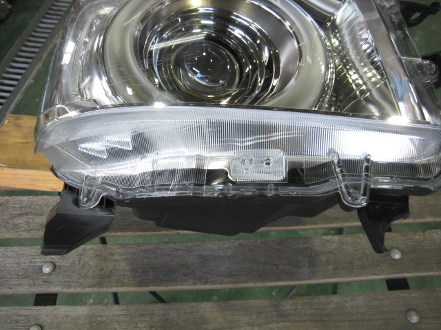 ホンダ　 N-BOX JF3/JF4 　右ヘッドライト LED STANLEY W3105　　管理C2160_画像8