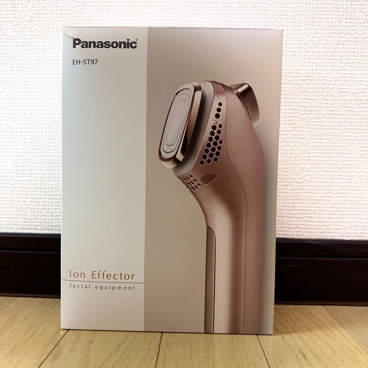 Panasonic導入美容器 イオンエフェクター EH-ST97-N （ゴールド