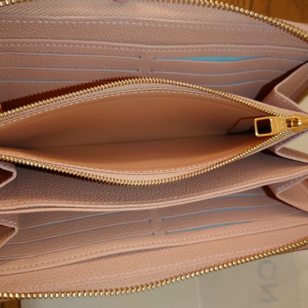 LOUIS VUITTON ルイヴィトン ジッピーウォレット 長財布 長財布