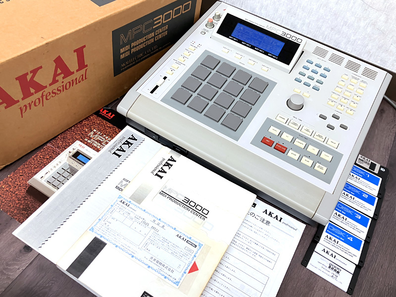 ■AKAI MPC3000 サンプラー メモリ16MB 取扱説明書・フロッピー・元箱付き アカイ 赤井電機■