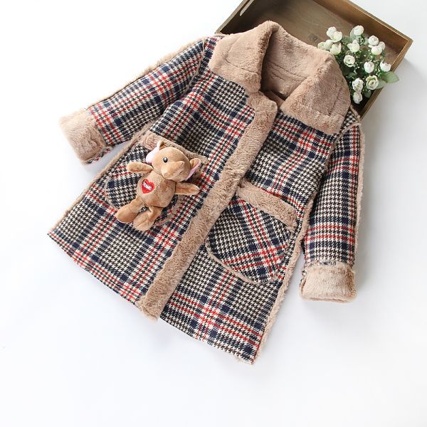 !mineka! Kids warm bear coat poa coat child clothes check pattern thick . manner heat insulation usually put on commuting to kindergarten . pair going out beige 110cm 010537/5T