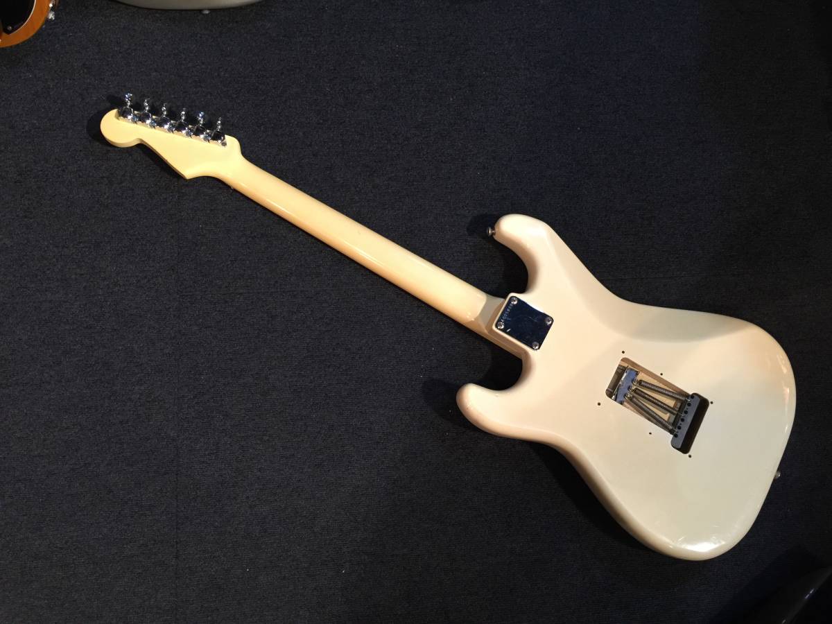 No.115222 富士弦楽器製造1985年-1986年 F/J Squier SST WHT マッチングヘッド！very good MADE IN JAPAN　メンテナンス済み_画像10