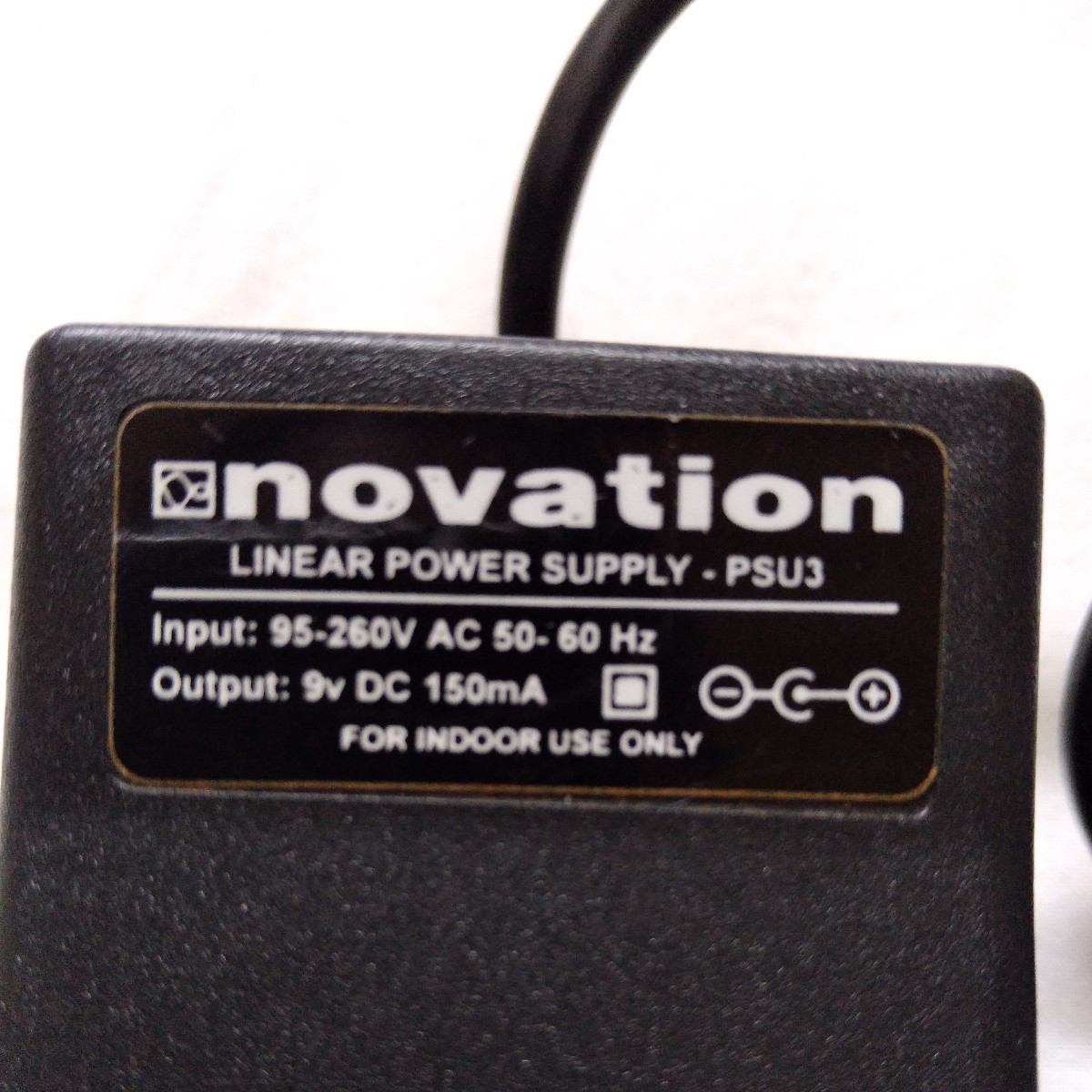 ACアダプタ 電源アダプター　novation ノベーション　Input 95-260V AC 50-60Hz Output 9V DC 150mA_画像2