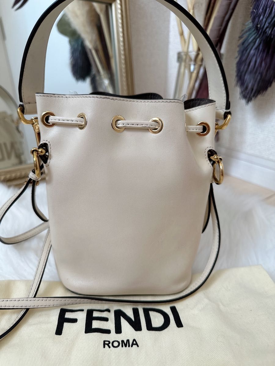 FENDI フェンディ モントレゾール ミニ ショルダーバッグ ハンドバッグ