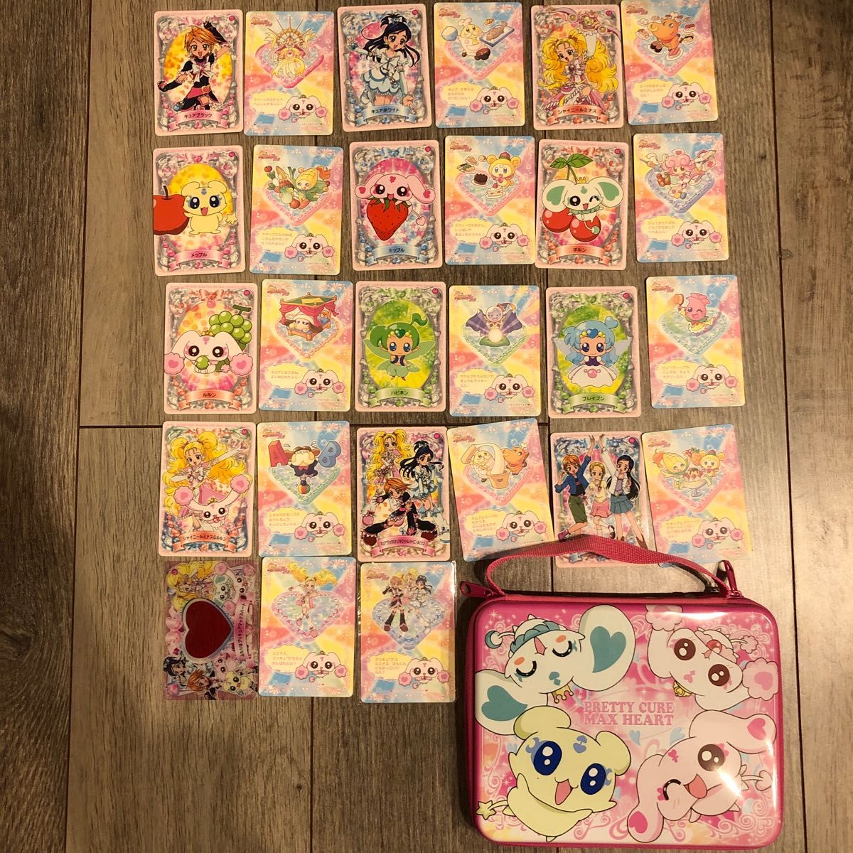 ふたりはプリキュアMax Heart 缶ケース カード付き