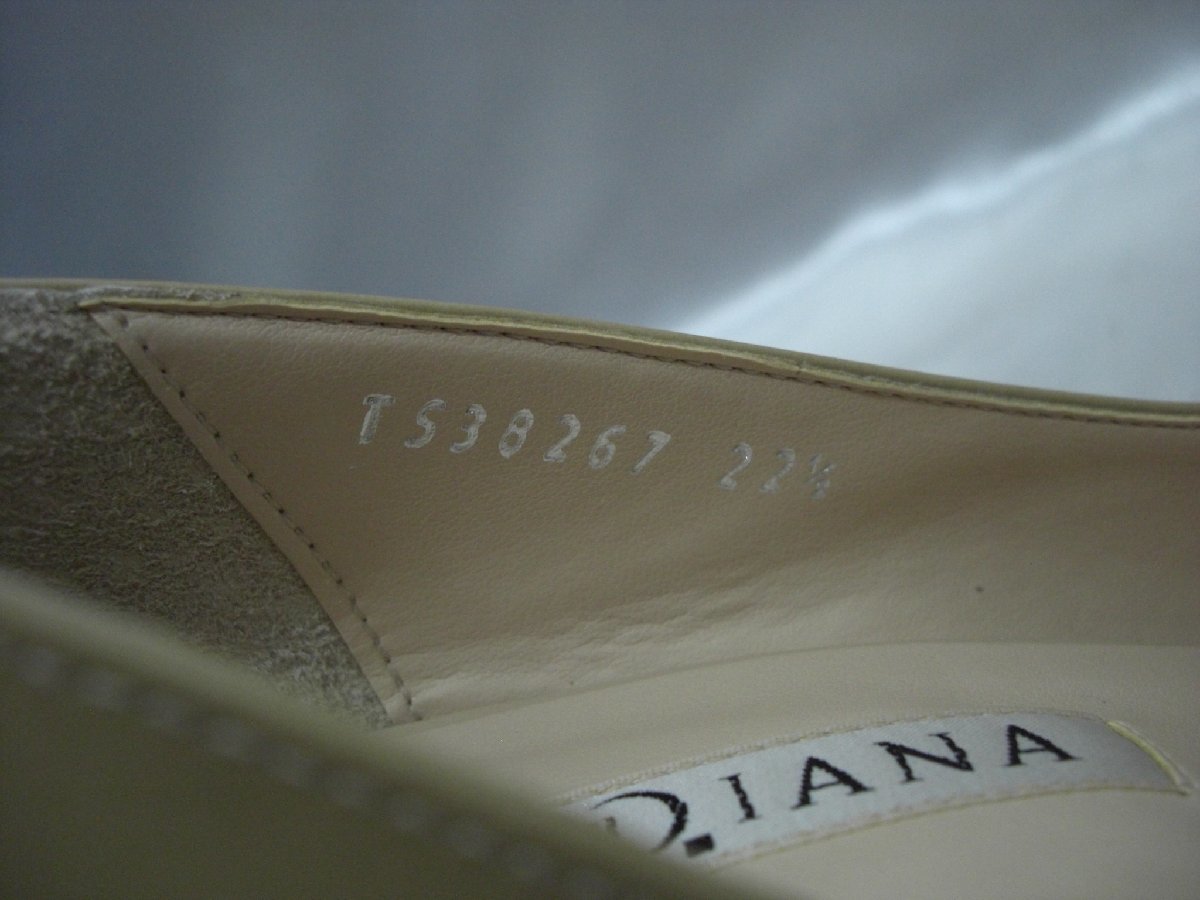 DAIANA ダイアナ ヒール パンプス 箱付き サイズ：22.5cm カラー：ベージュ系 シューズ 靴 レディース_画像4