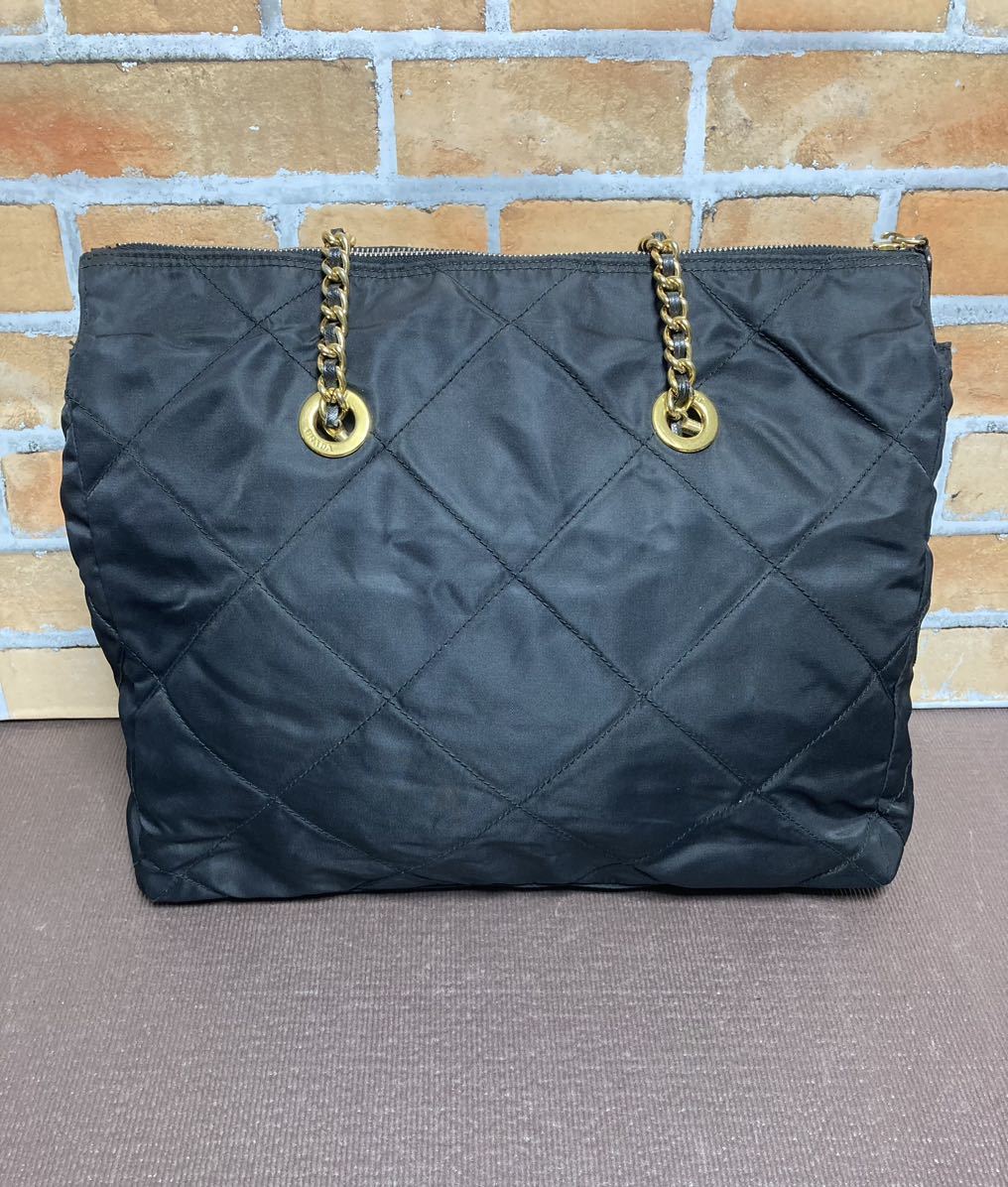 50%OFF キルティング ショルダーバッグ 美品 プラダ 黒色 ナイロン