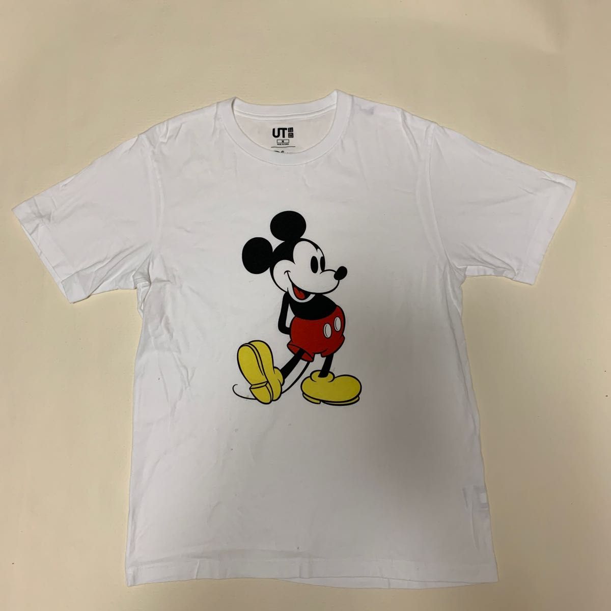 Disney UNIQLO UT 半袖Tシャツ   トップス　ミッキーマウス　キャラクター