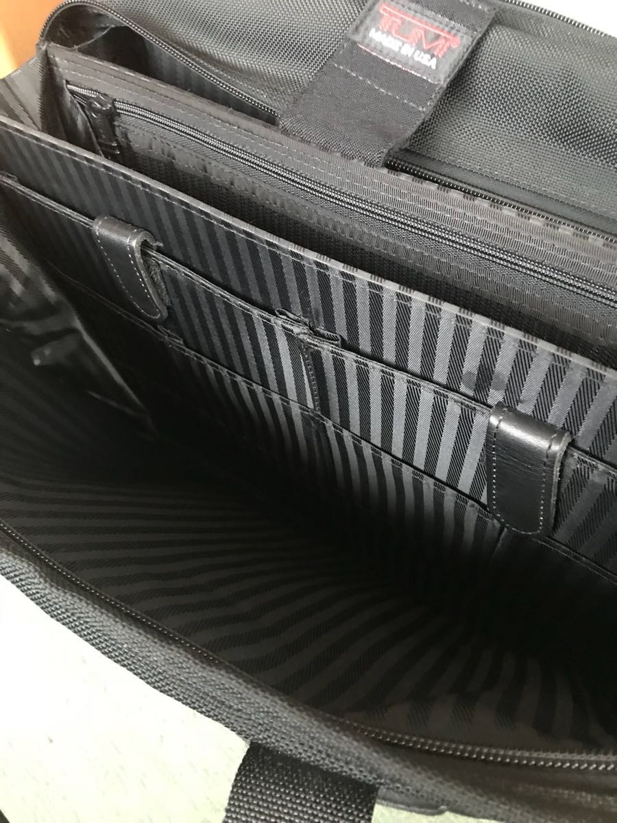 Tumi ファースト 米国製 レア 鞄 PC_画像7