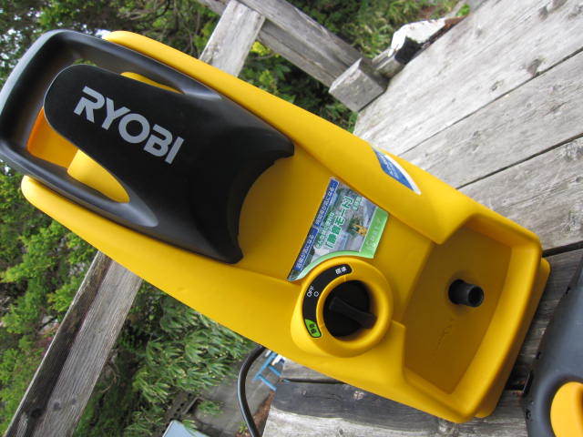 ☆きれいです。RYOBI　リョービ　 高圧洗浄機 AJP-1520SP　高圧ホース6ｍ、8ｍセット（泡ノズル　洗浄ブラシ付属）中古☆_画像3