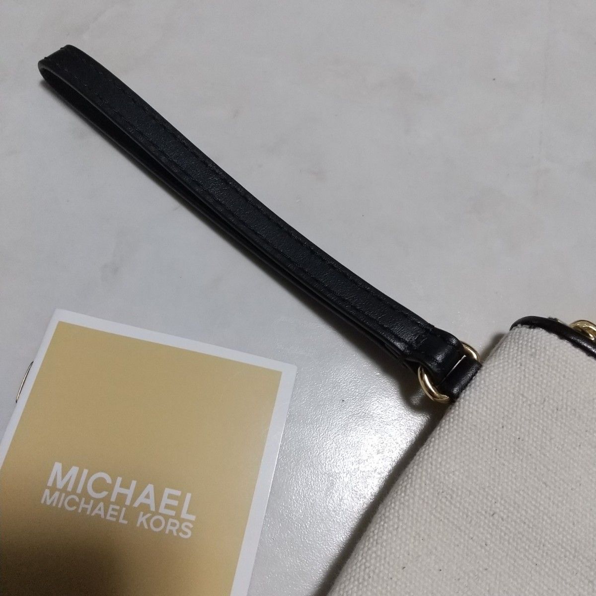 美品 マイケルコース MICHAEL KORS ニューヨークロゴ クラッチバッグ レア 