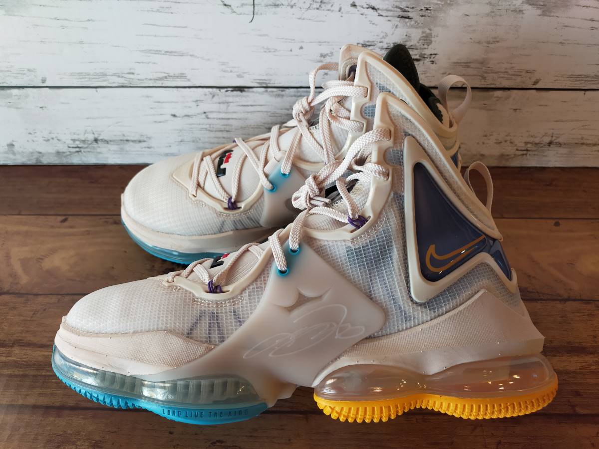 ☆新品未使用 NIKE LEBRON19 サイズ27.0 ナイキ レブロン19 メンズ スニーカー シューズ バッシュ 参考定価26,400円_画像1