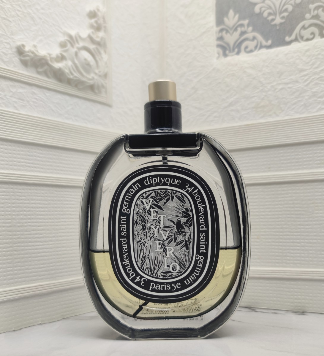 ヤフオク! - diptyque オードパルファン ヴェチヴェリオ 75 ML