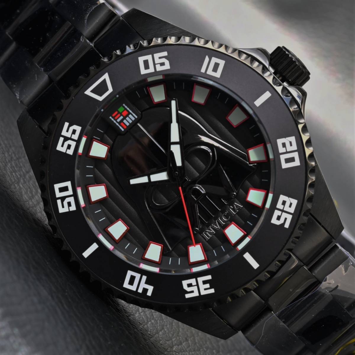 INVICTA インビクタ『STAR WARS Darth Vader 31245』 電池式 100ｍ防水