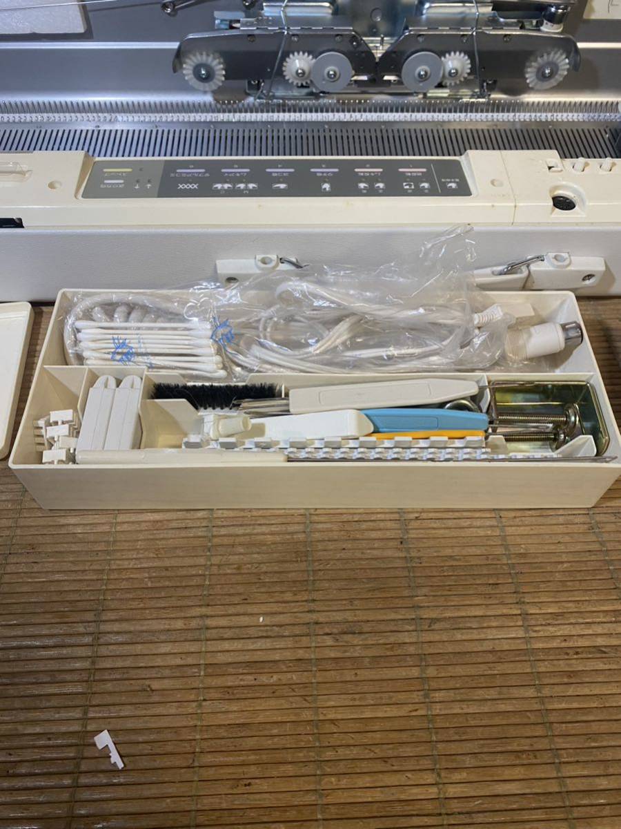 SILVER REED シルバーリード SK580 AmAm 編機/編み機 手工芸 ハンド