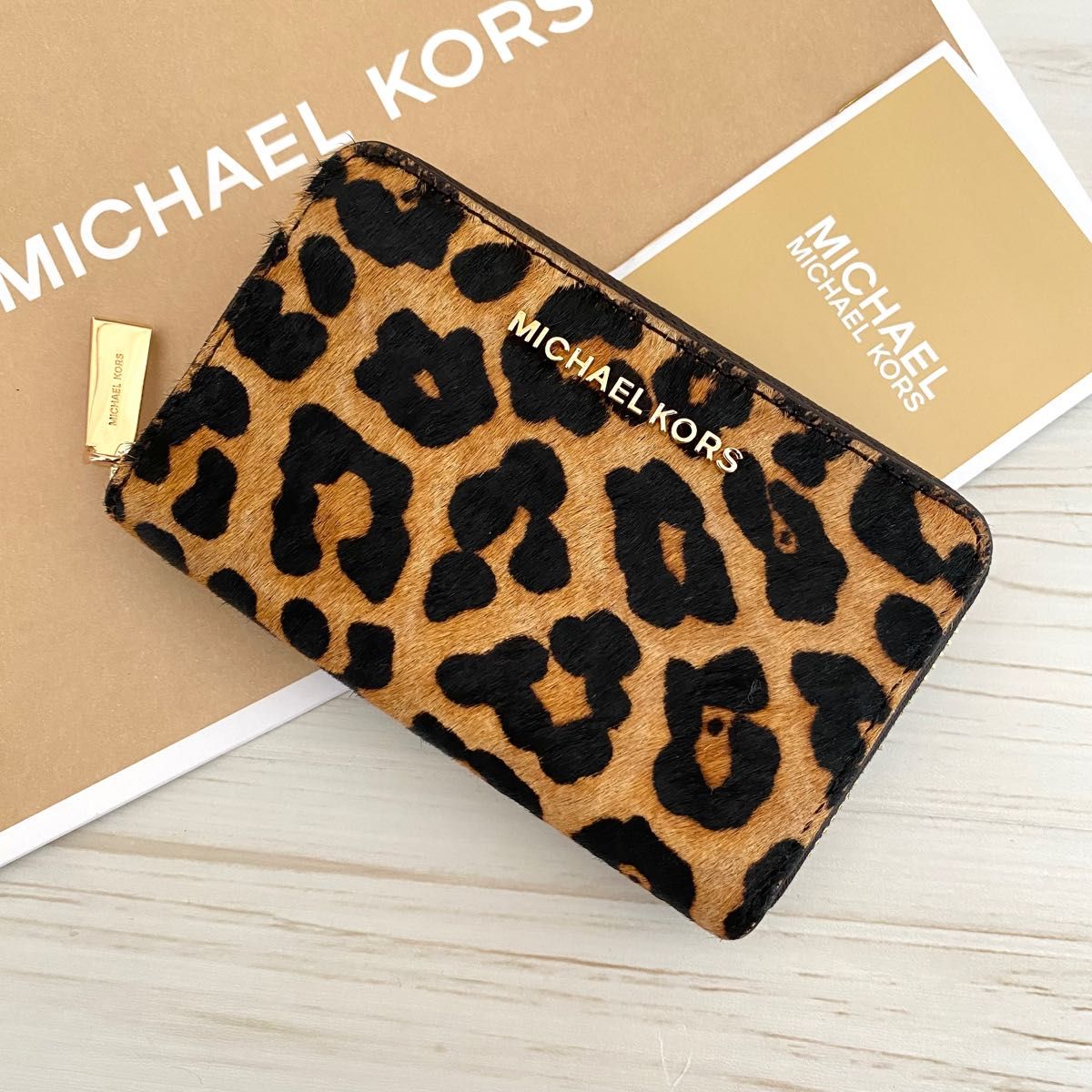 新品 MICHAEL KORS マイケルコース コインケース アニマル｜PayPayフリマ