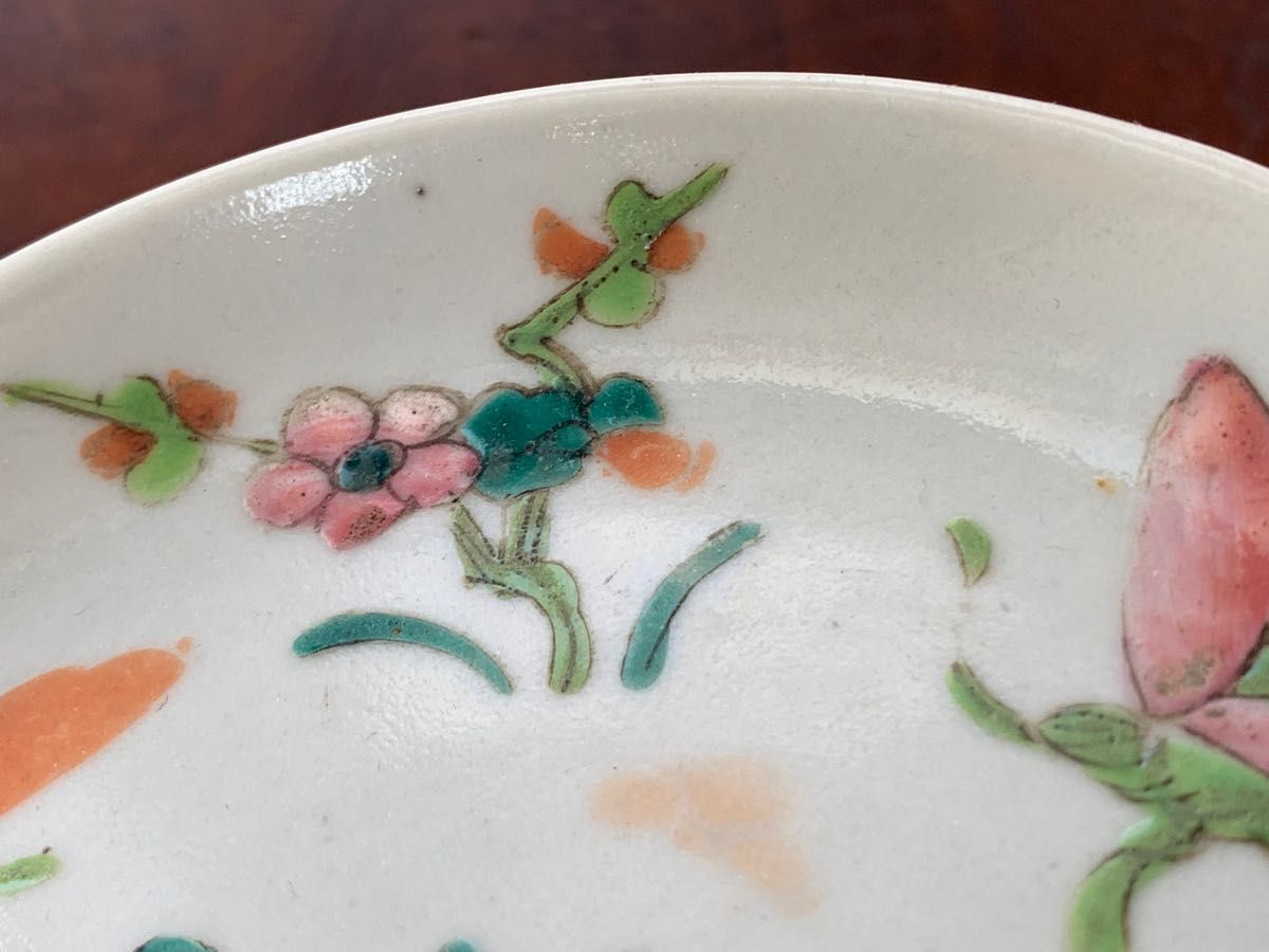 唐物 飾皿 中国美術 粉彩皿 蝶 骨董品|Yahoo!フリマ(旧PayPay 唐物 飾皿 中国美術 粉彩皿 蝶 骨董品|Yahoo!フリマ(旧PayPay