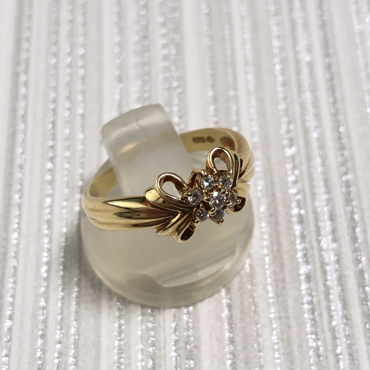 K18 ダイヤモンド0.09ct リング 指輪 ＃10.5 10.5号 イエローゴールド リボン 花 可愛いデザイン