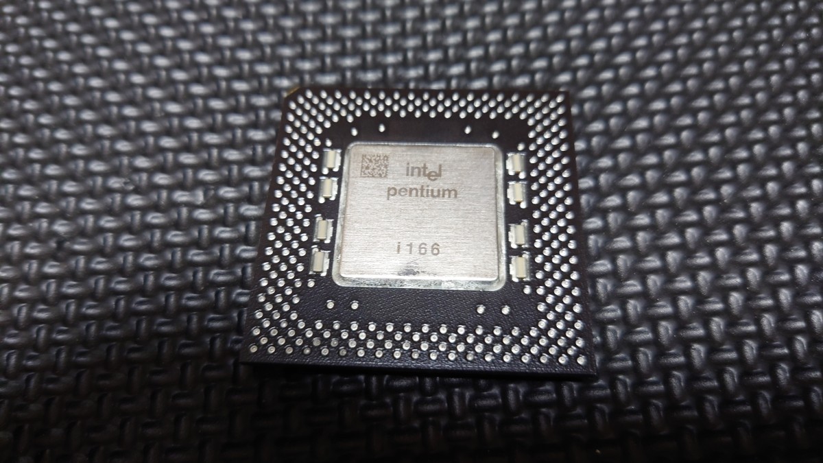 未確認ジャンク　Intel pentium 166MHz SY037 _画像1