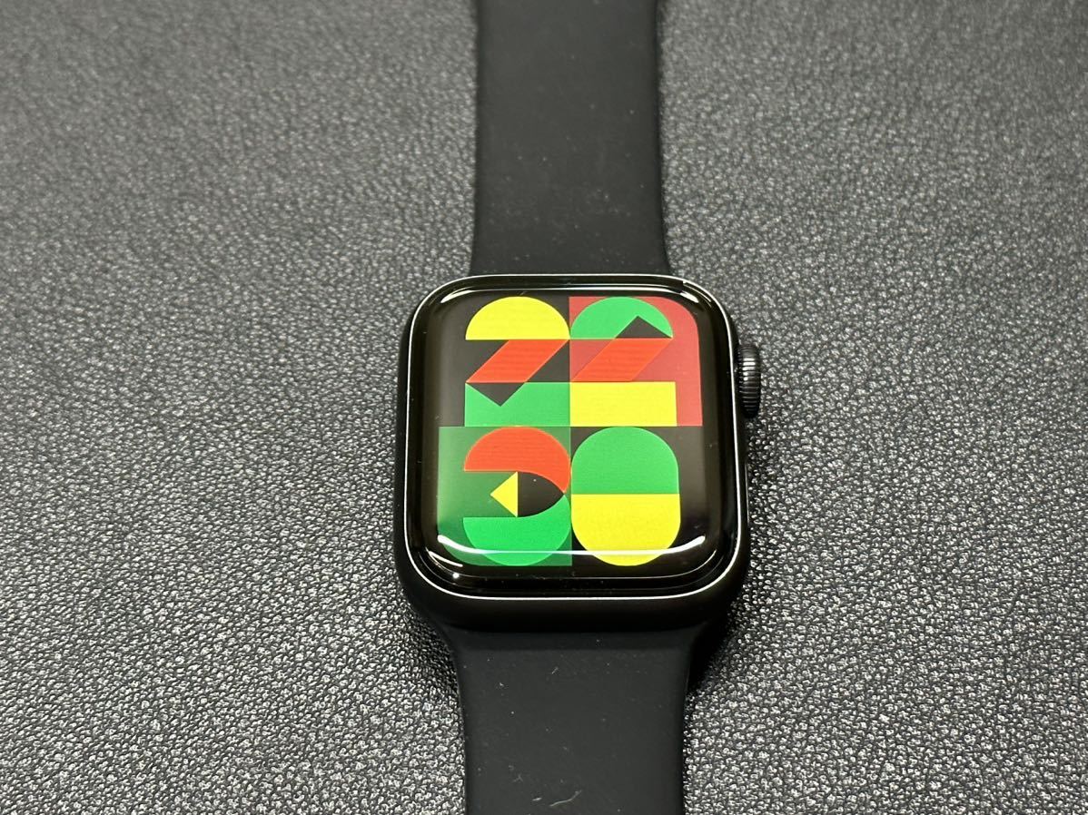 ☆即決 美品 初めまして方もオススメ Apple Watch Series5 40mm スペースグレイアルミニウム アップルウォッチ GPSモデル  951