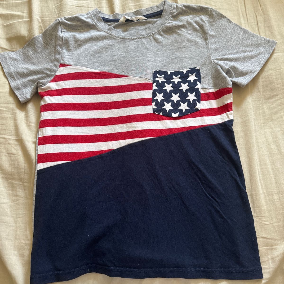 アメリカ国旗デザインTシャツ