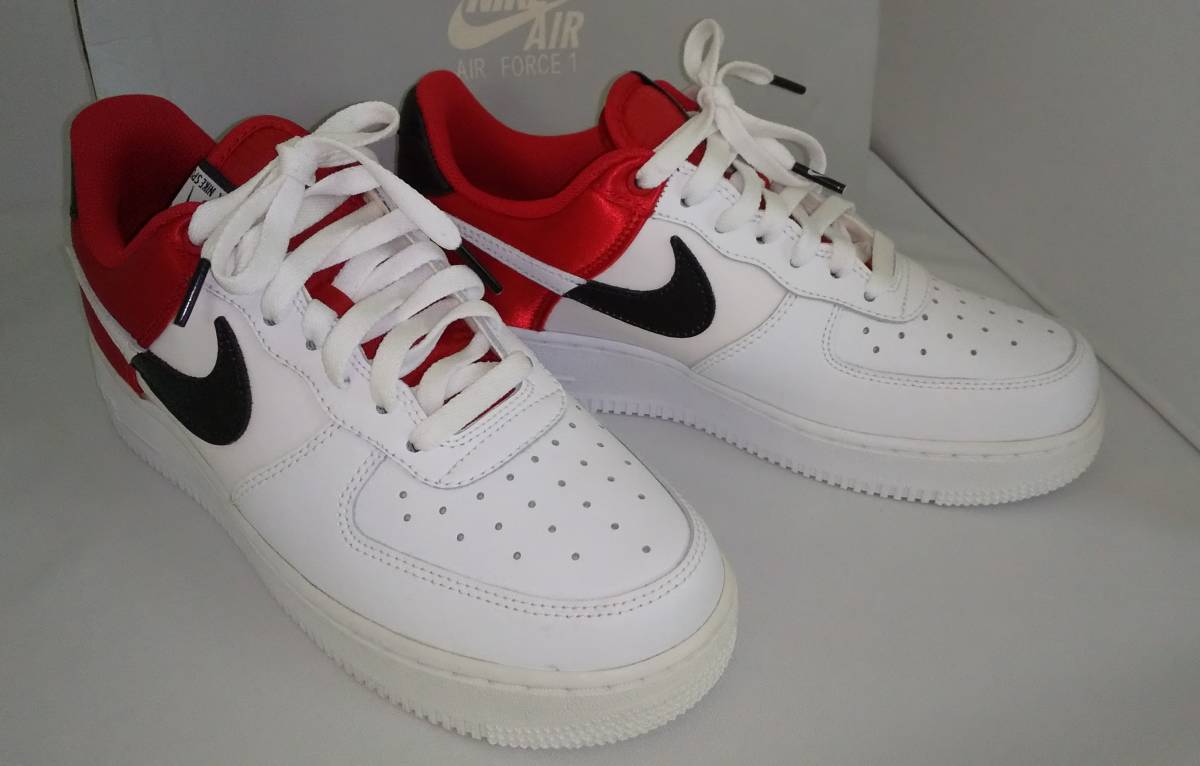 NIKE AIR FORCE 1 07 LV8 1／ナイキ エア フォース１／AF1／NBA PACK／BQ4420-600／RED/WHITE-BLACK-WHITE／2019年製／25.0ｃｍ／配送無料_画像1