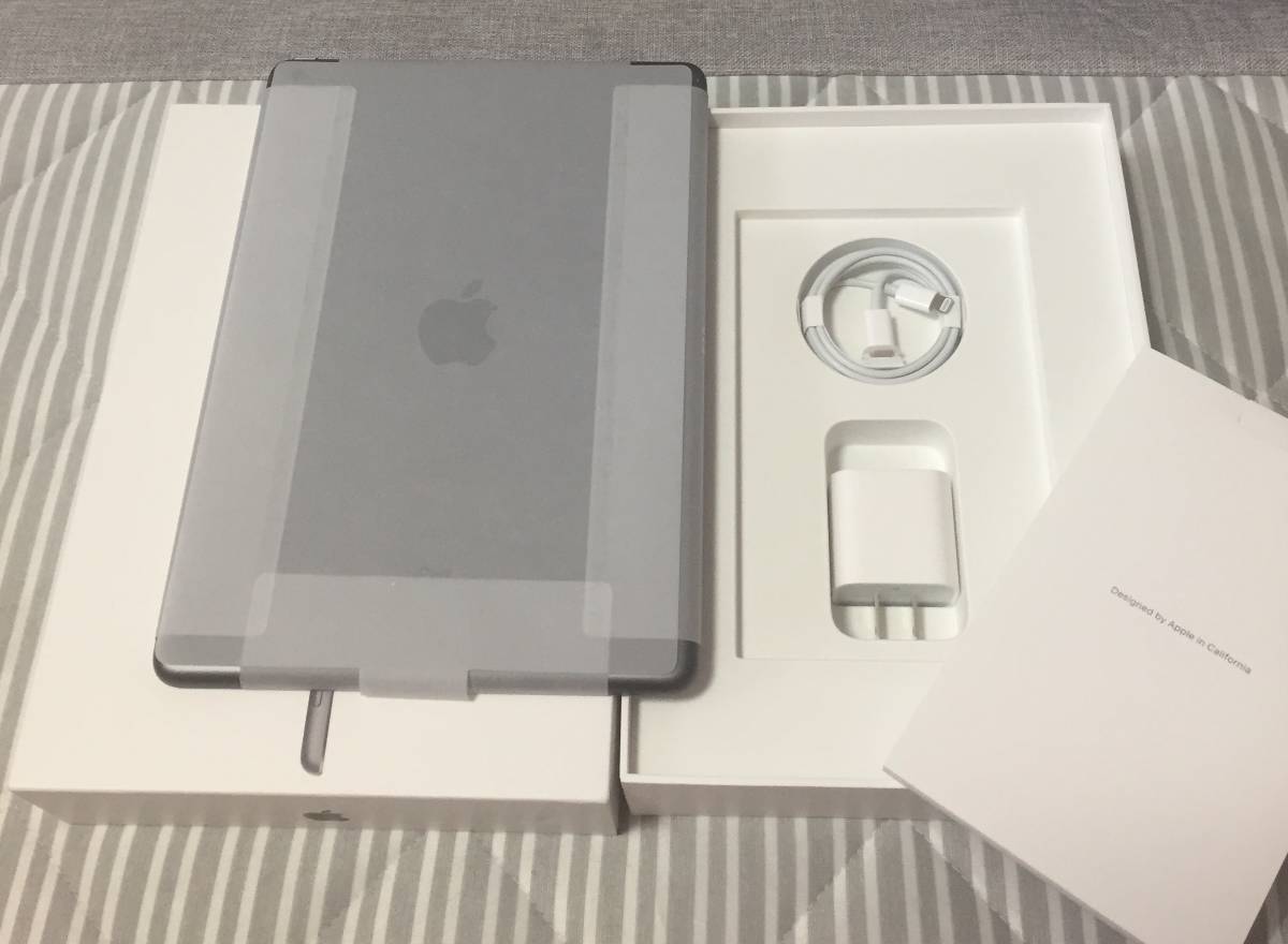 iPad WiFi 64GB 第9世代 スペースグレー 新品 未使用 未開封-