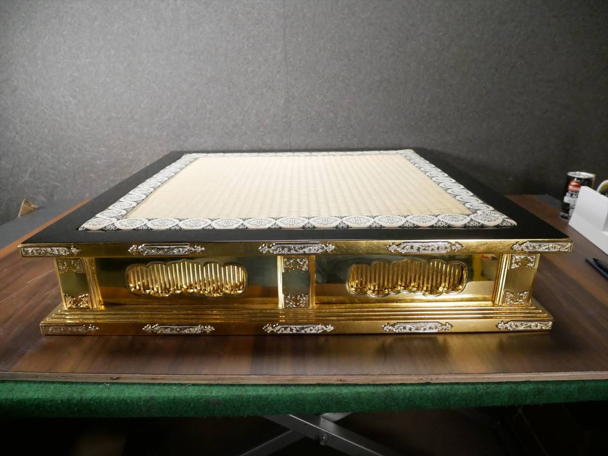 国産品【収集品】登高座 金具 木製本金箔 仏具 礼盤 らいはん 4248 M