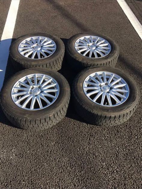 ヴェゼル引取り歓迎スタッドレス4本ダンロップウィンターマックス215