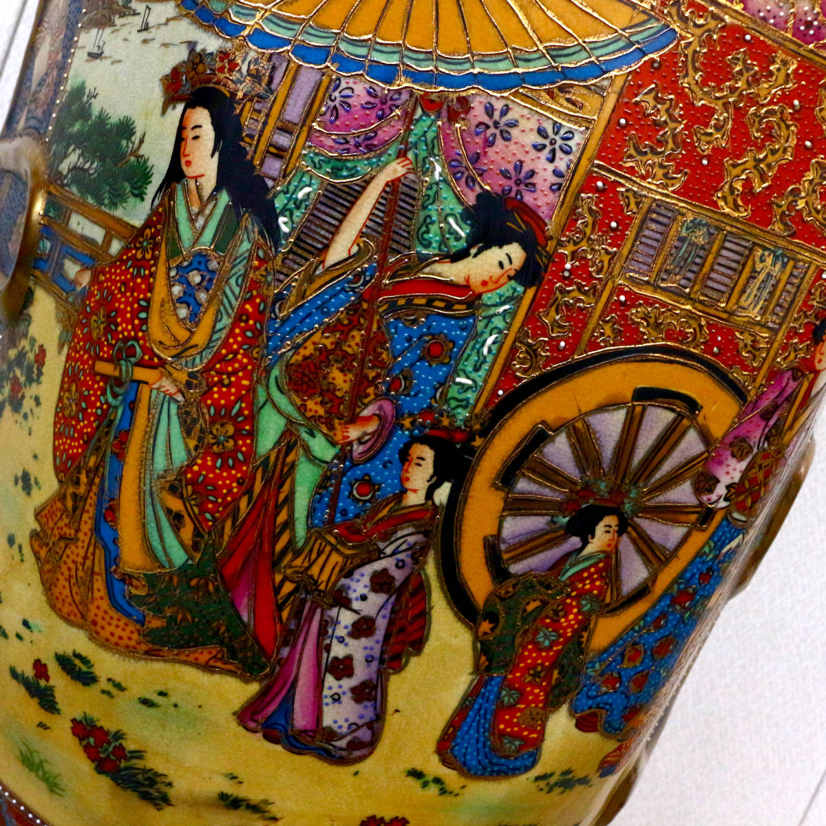 薩摩焼 特大 約95㎝ 3段 沈香壷 飾り壷 金彩 色絵 美人図 獅子 骨董