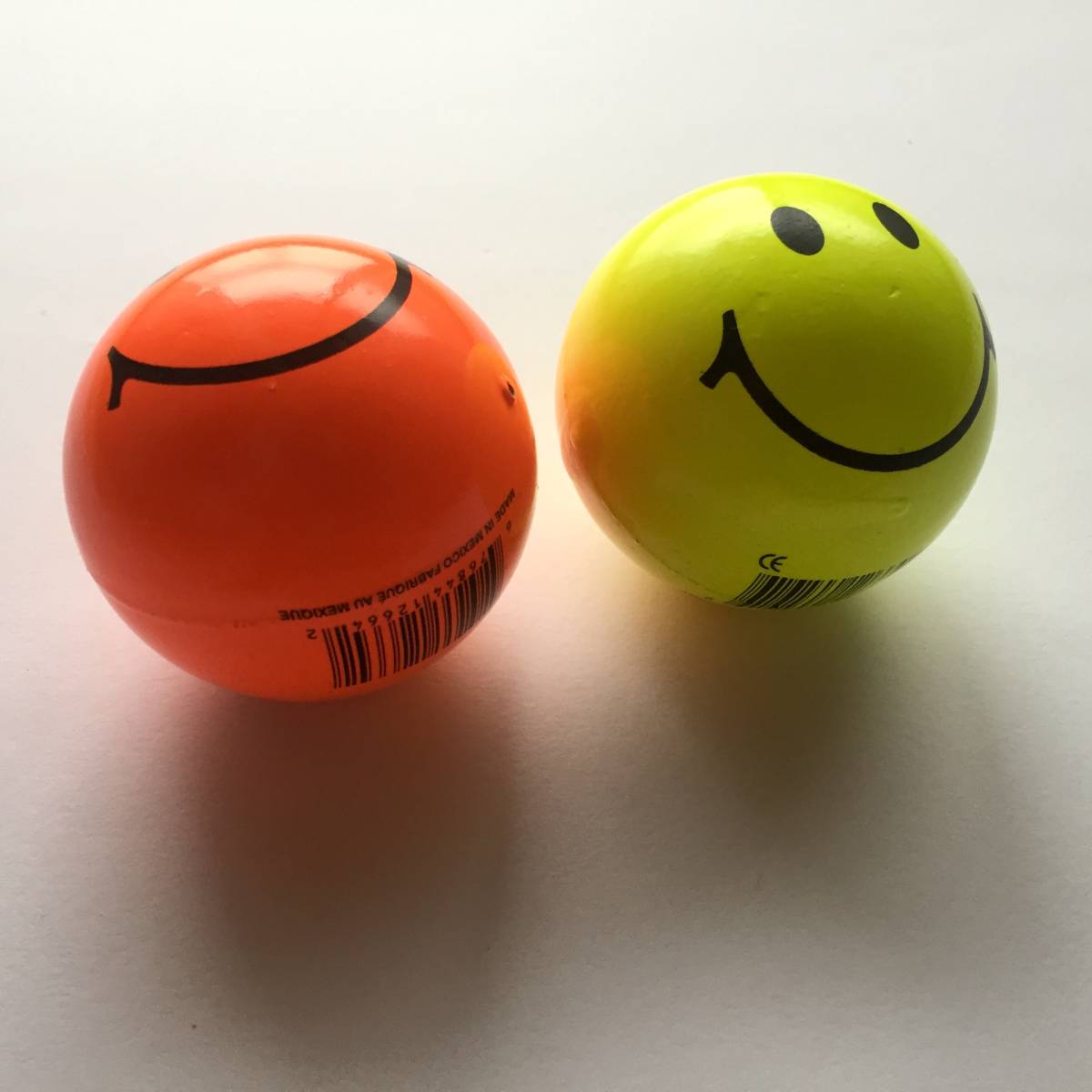 SMILE スマイル 雑貨 ボール ２個セット メキシコ製 MADE IN MEXICO デッドストック 未使用 長期保管品 オレンジ イエロー orange yellow _画像3