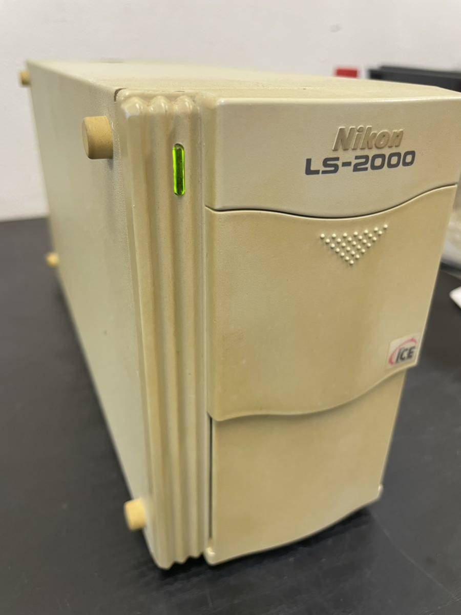 BZ Nikon ニコン SCSI接続 フィルムスキャナー LS-2000 MA-20 IA-20 SA-20 ストリップフィルムアダプター ストリップフィルムホルダー _画像2