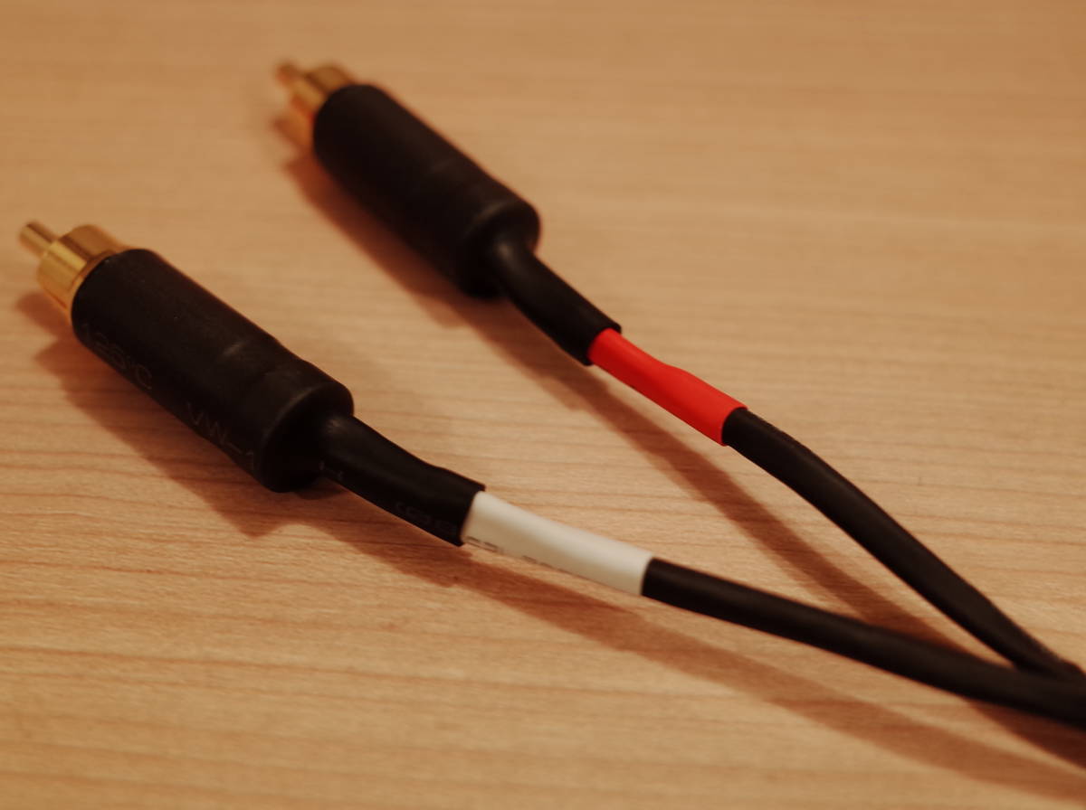 ☆ 即決 BELDEN 8428 RCA-ステレオミニプラグ3.5mm 変換ケーブル ☆ 即決 BELDEN 8428 RCA-ステレオミニプラグ3.5mm 変換ケーブル