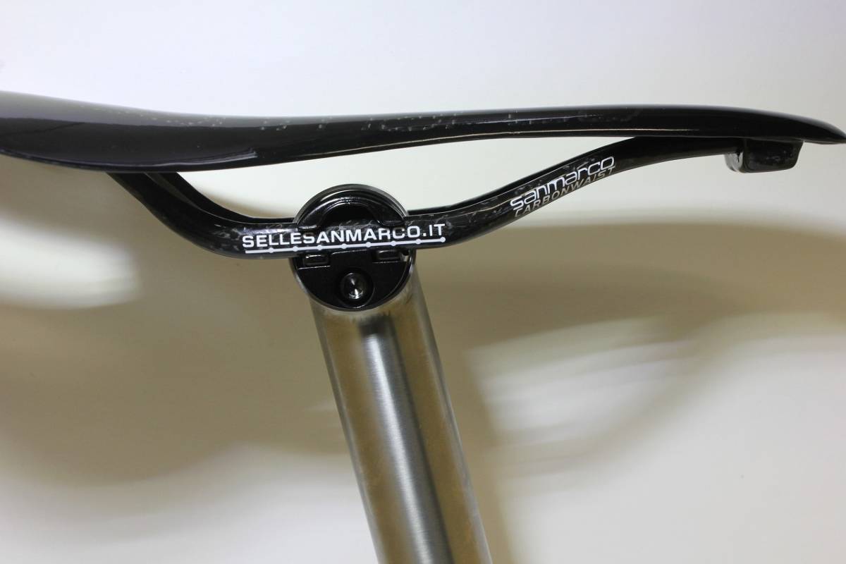 【j028】 チタン シートポスト チタンボルト シートポスト 27.2mm 350mm 無地 1