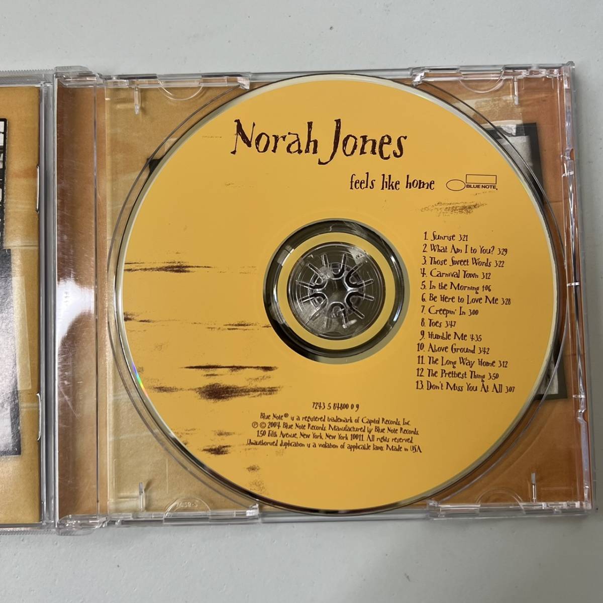 ★★　激レア　★★　Norah Jones　 feels like home　★★　ノラ・ジョーンズ　CDアルバム　　★★ 　　　HD-107_画像5