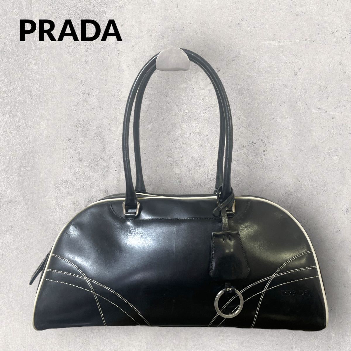 特価商品 オールレザー イタリア製 プラダ PRADA エンボスロゴ