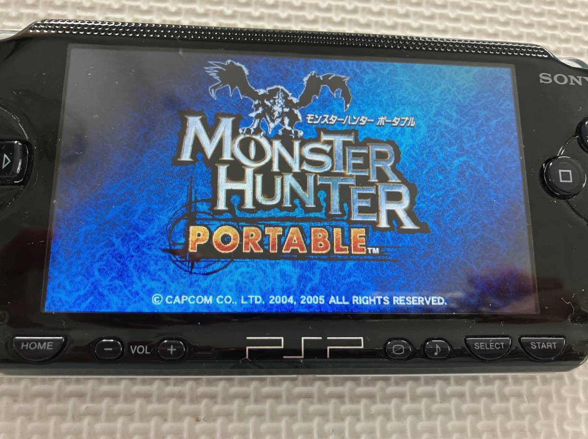 23-PSP-61　プレイステーションポータブル　モンスターハンターポータブル1, 3rd, アイルー村　セット　動作品_画像3