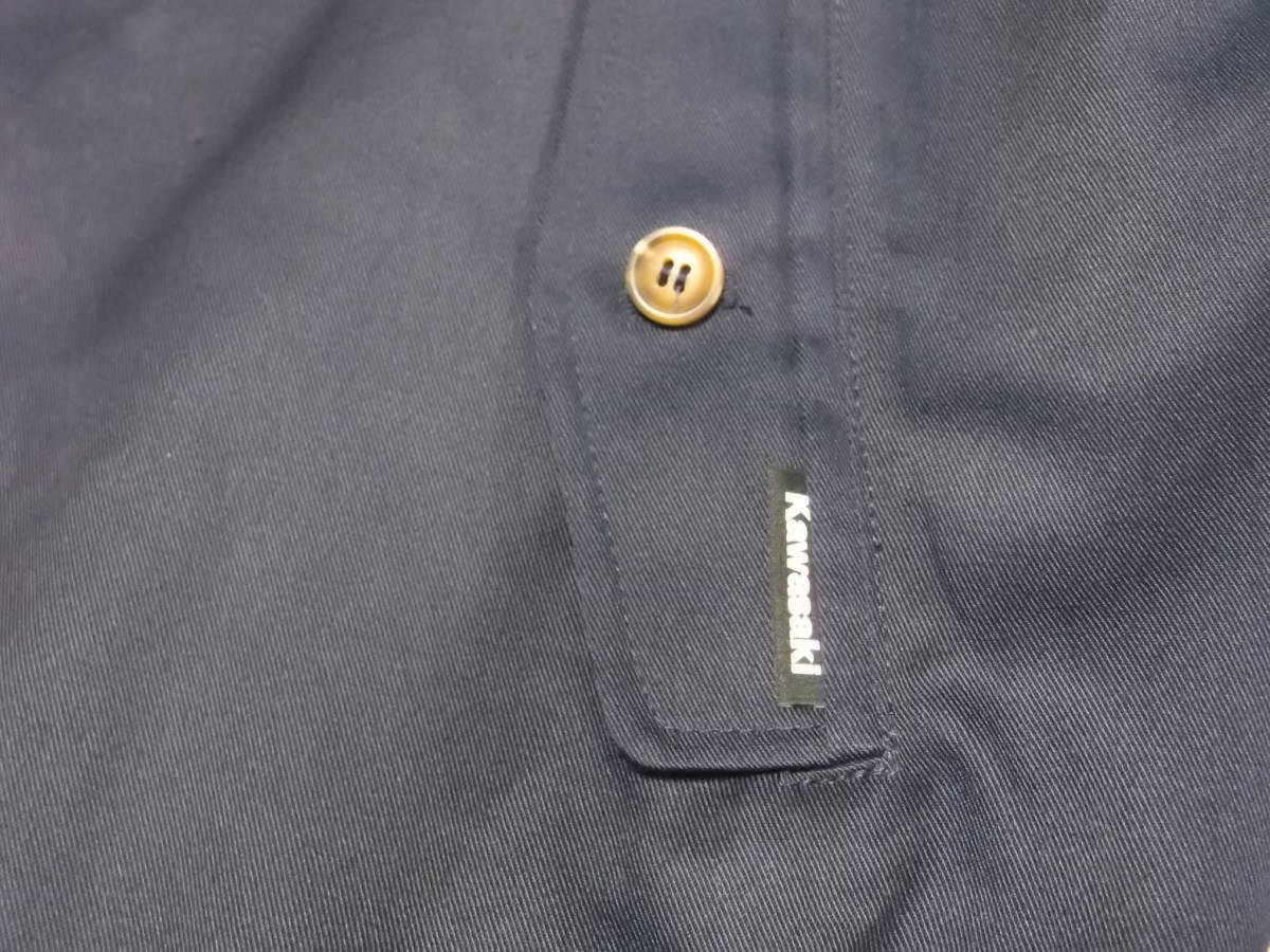 即決 ¥13640 送料無料 カワサキ プラザ でしか購入不可。 川スウィングトップジャケット (紺) Lサイズ タグ付き新品未使用品です。KAWASAKI_ポケット左側です。