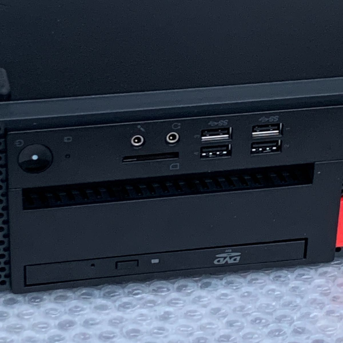 ThinkCentre M710s Win10Pro i7-7700 8GB 256GB M.2 SSD 他社マウス&キーボード ThinkCentre M710s Win10Pro i7-7700 8GB 256GB M.2 SSD 他社マウス&キーボード