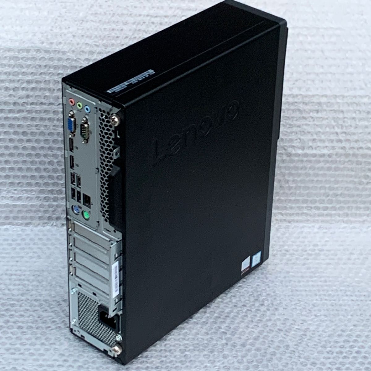 ThinkCentre M710s Win10Pro i7-7700 8GB 256GB M.2 SSD 他社マウス&キーボード ThinkCentre M710s Win10Pro i7-7700 8GB 256GB M.2 SSD 他社マウス&キーボード
