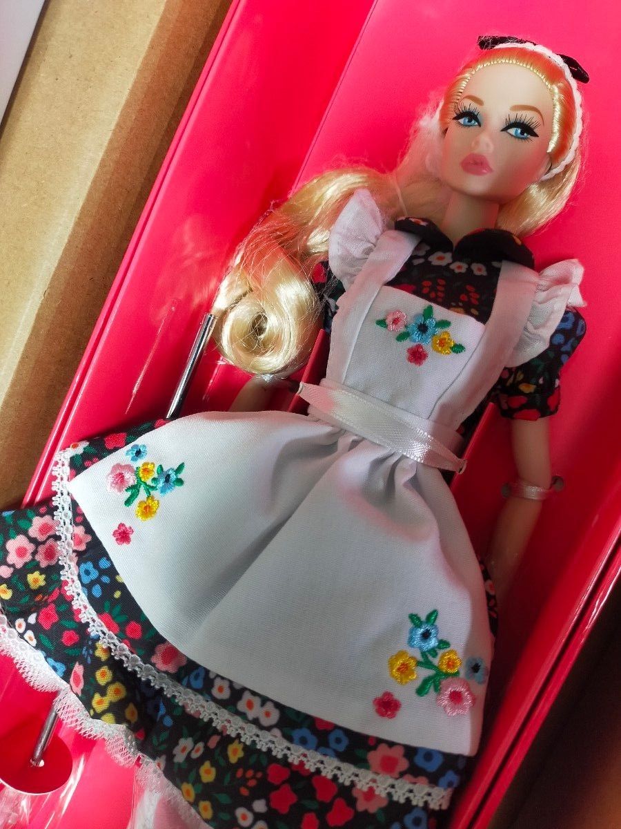 POPPY PARKER ポピーパーカー SO CURIOUS 限定ドール フルセット